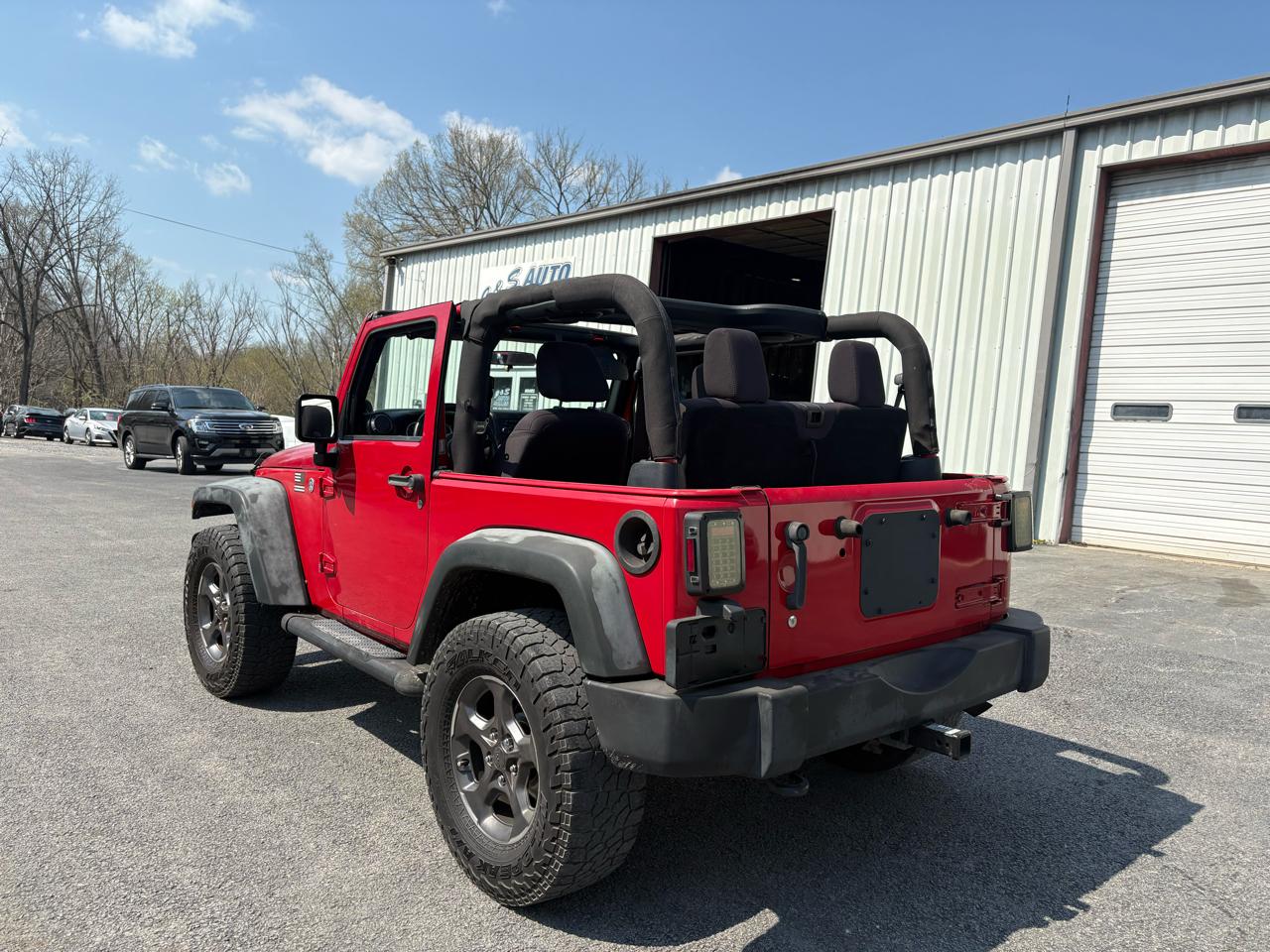 Jeep Wrangler 4WD 2dr Sport 2014