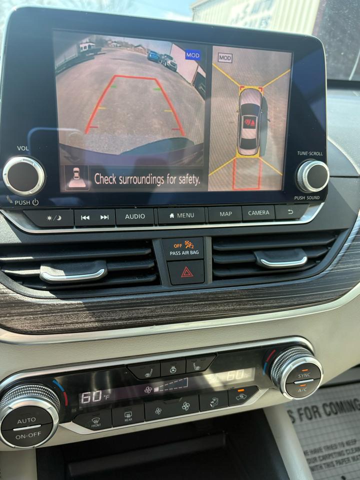 Nissan Altima 2.5 Platinum Sedan 2019