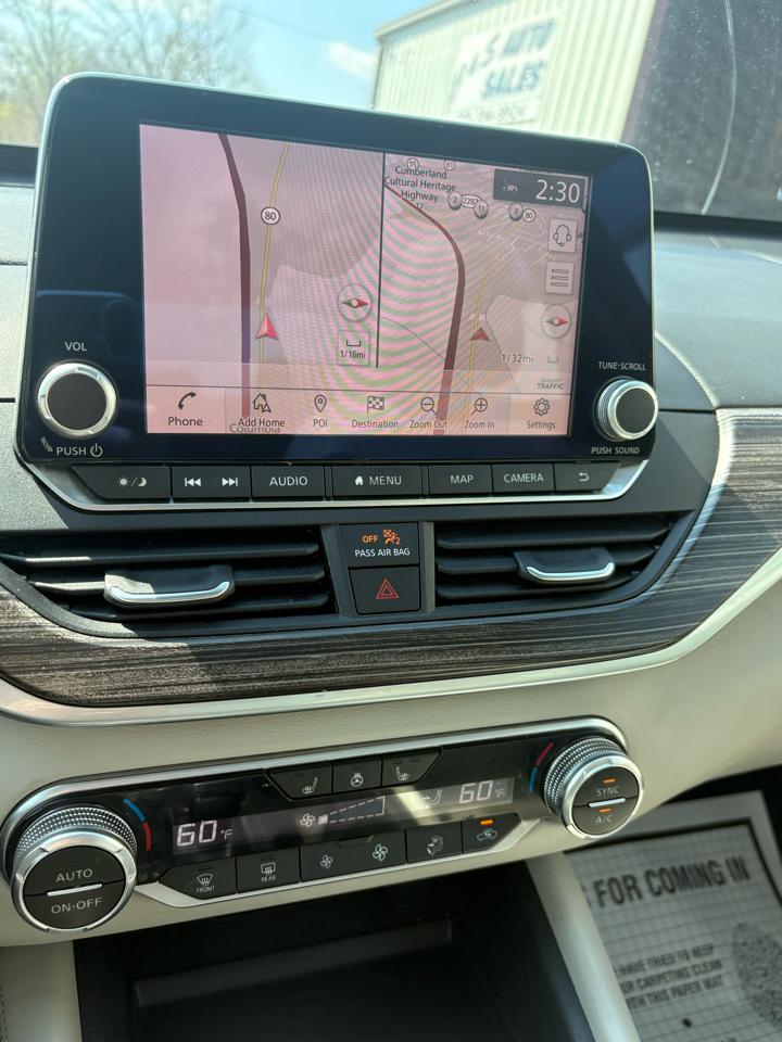 Nissan Altima 2.5 Platinum Sedan 2019