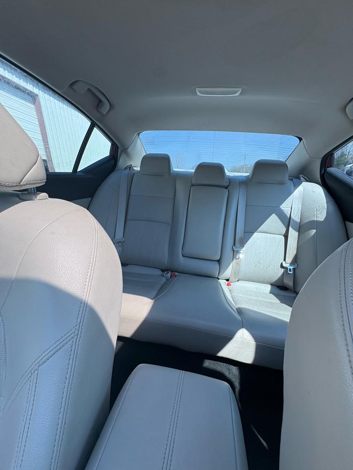 Nissan Altima 2.5 Platinum Sedan 2019