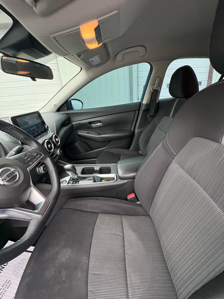 Nissan Sentra SV CVT 2021