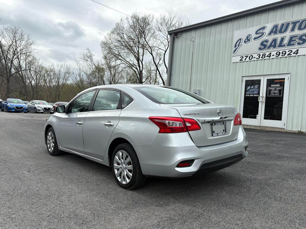 Nissan Sentra S CVT 2019