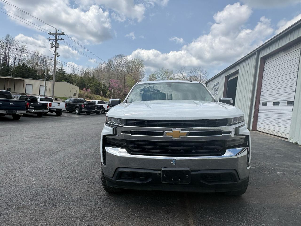 Chevrolet Silverado 1500 4WD Crew Cab 147" LT 2020