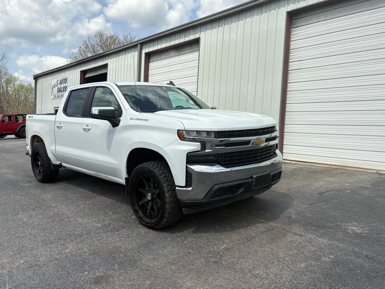Chevrolet Silverado 1500 4WD Crew Cab 147" LT 2020