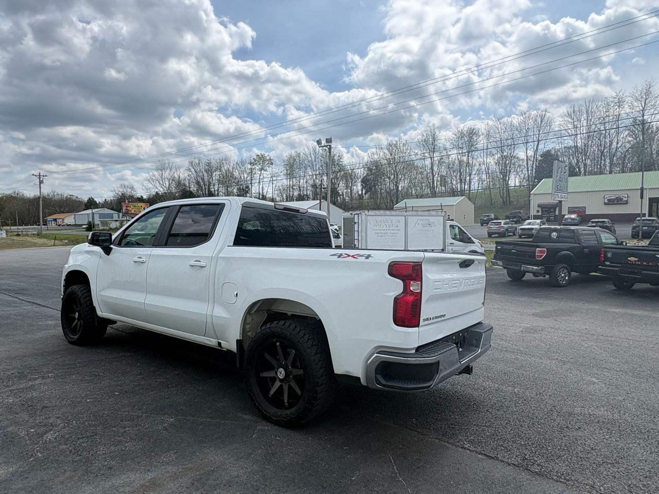 Chevrolet Silverado 1500 4WD Crew Cab 147" LT 2020