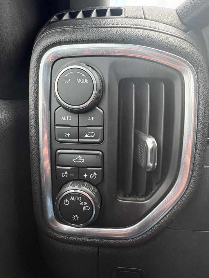 Chevrolet Silverado 1500 4WD Crew Cab 147" LT 2020