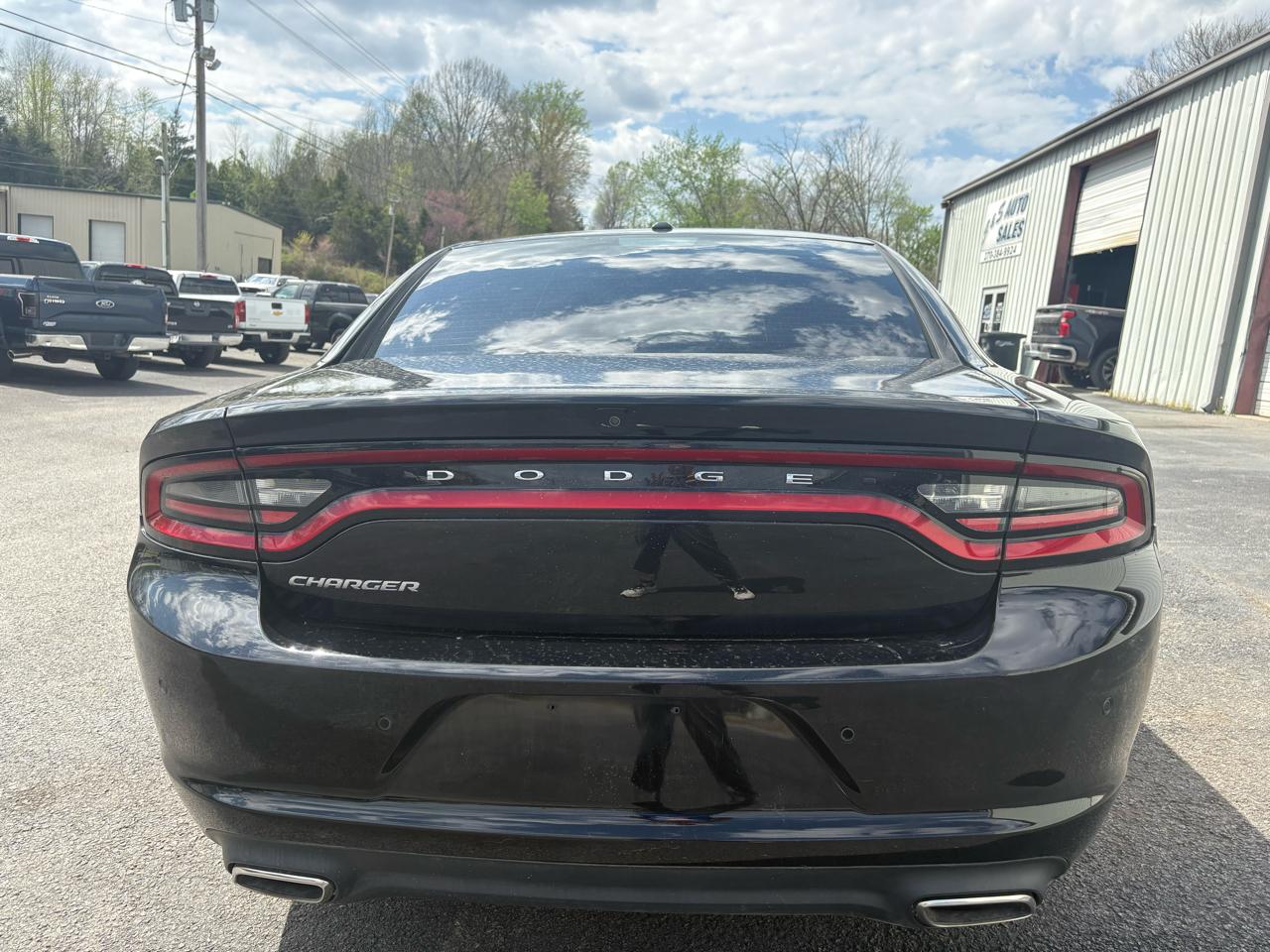 Dodge Charger SXT RWD 2022