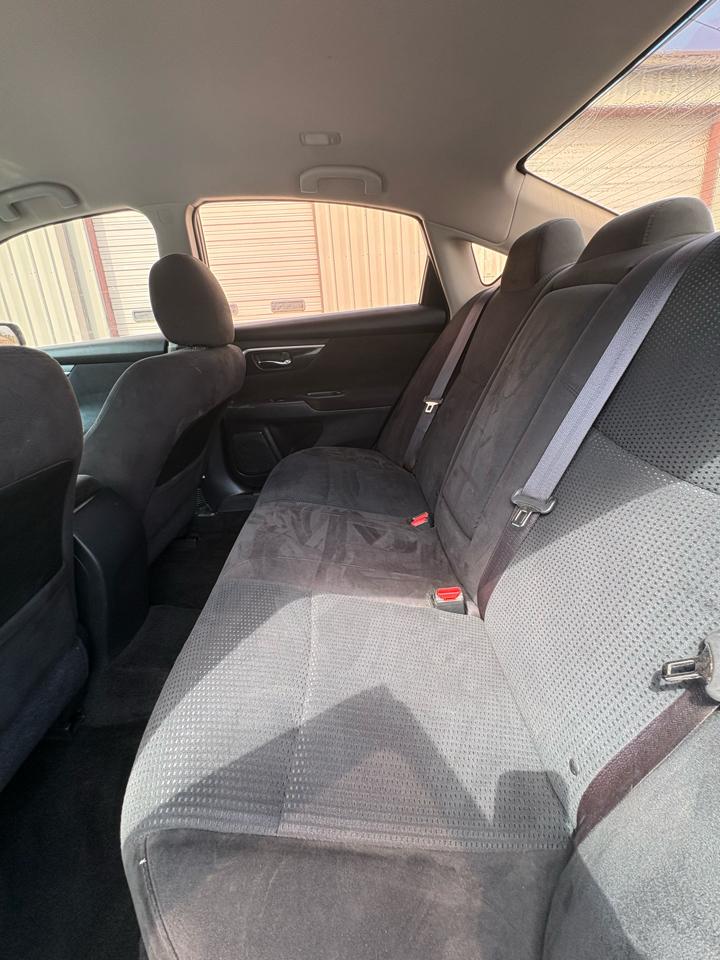 Nissan Altima 4dr Sdn I4 2.5 S 2014