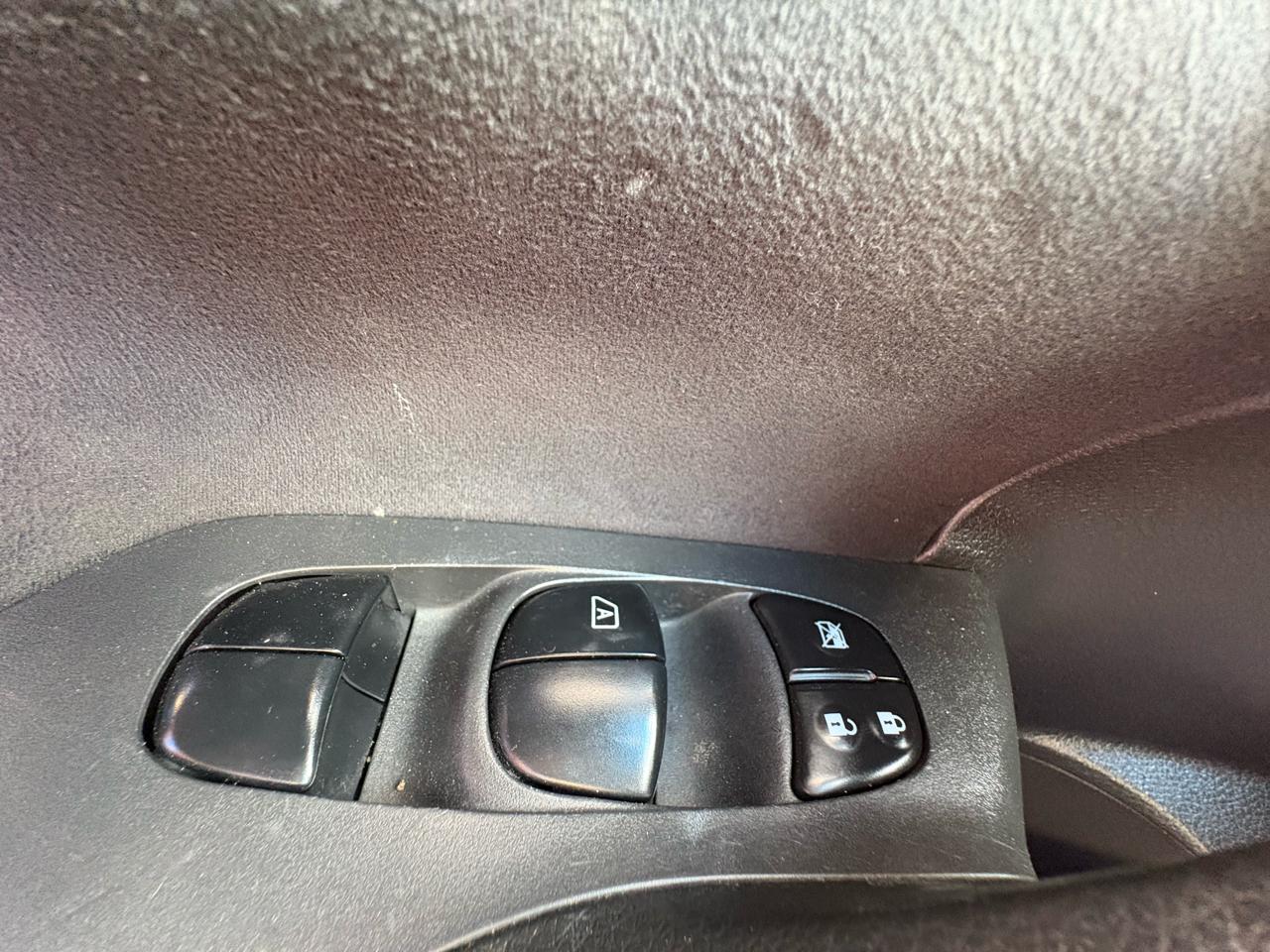 Nissan Altima 4dr Sdn I4 2.5 S 2014