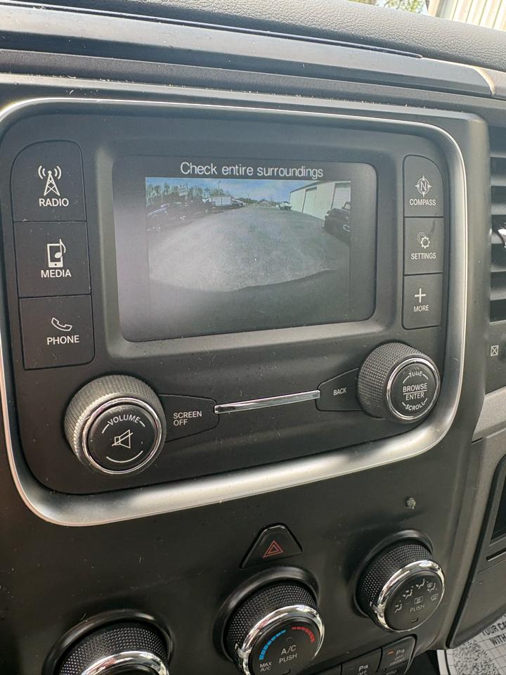 RAM 5500 Chassis Cab Tradesman 4x4 Reg Cab 84" CA 168.5" WB 2017