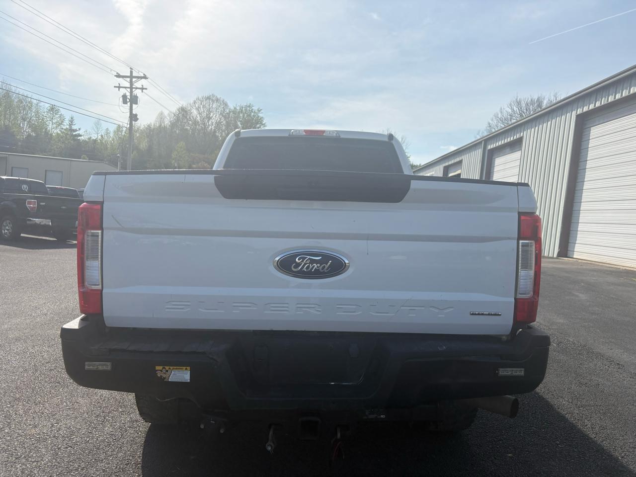 Ford Super Duty F-250 SRW 4WD Crew Cab 156" XL 2019