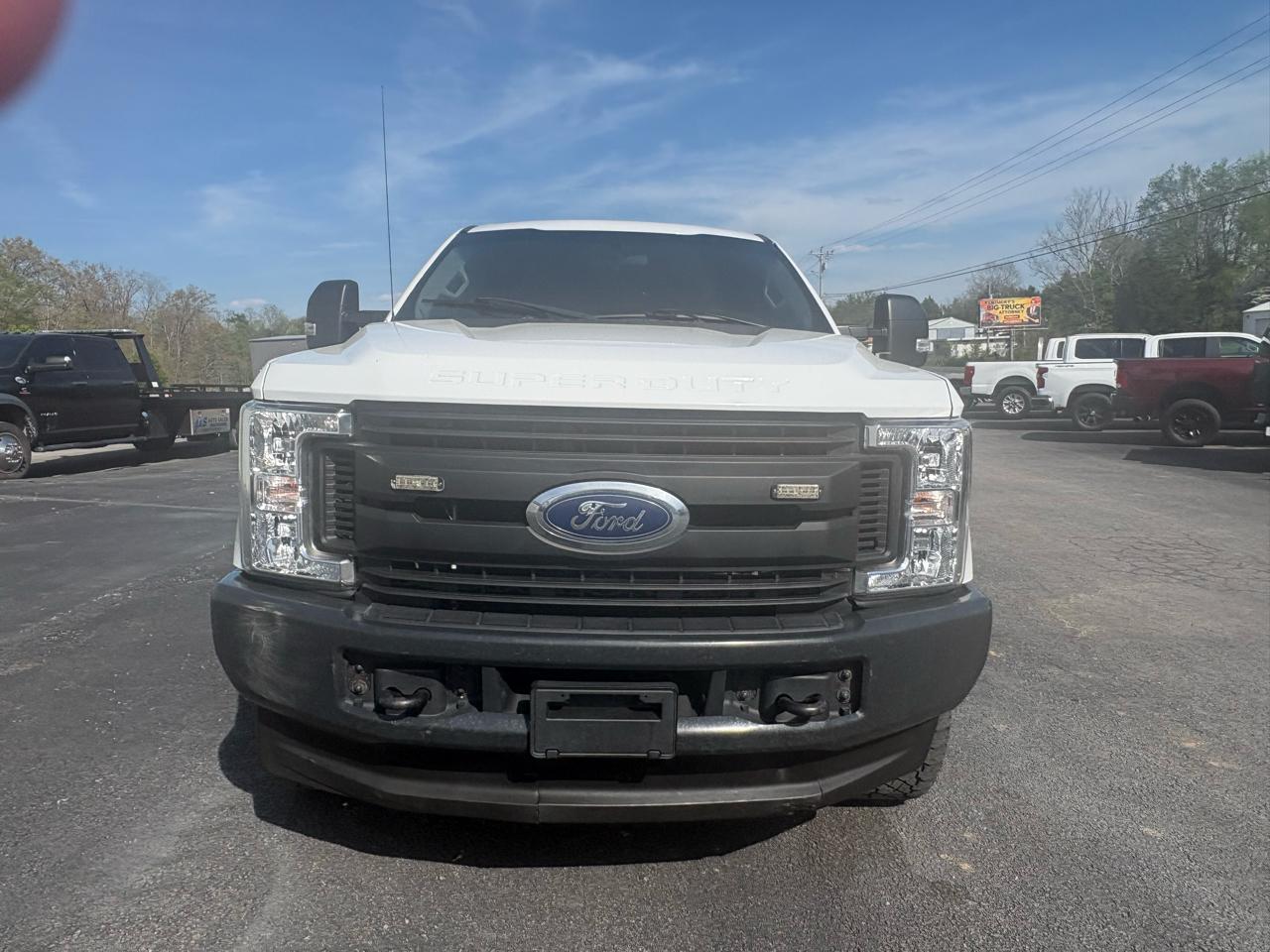 Ford Super Duty F-250 SRW 4WD Crew Cab 156" XL 2019