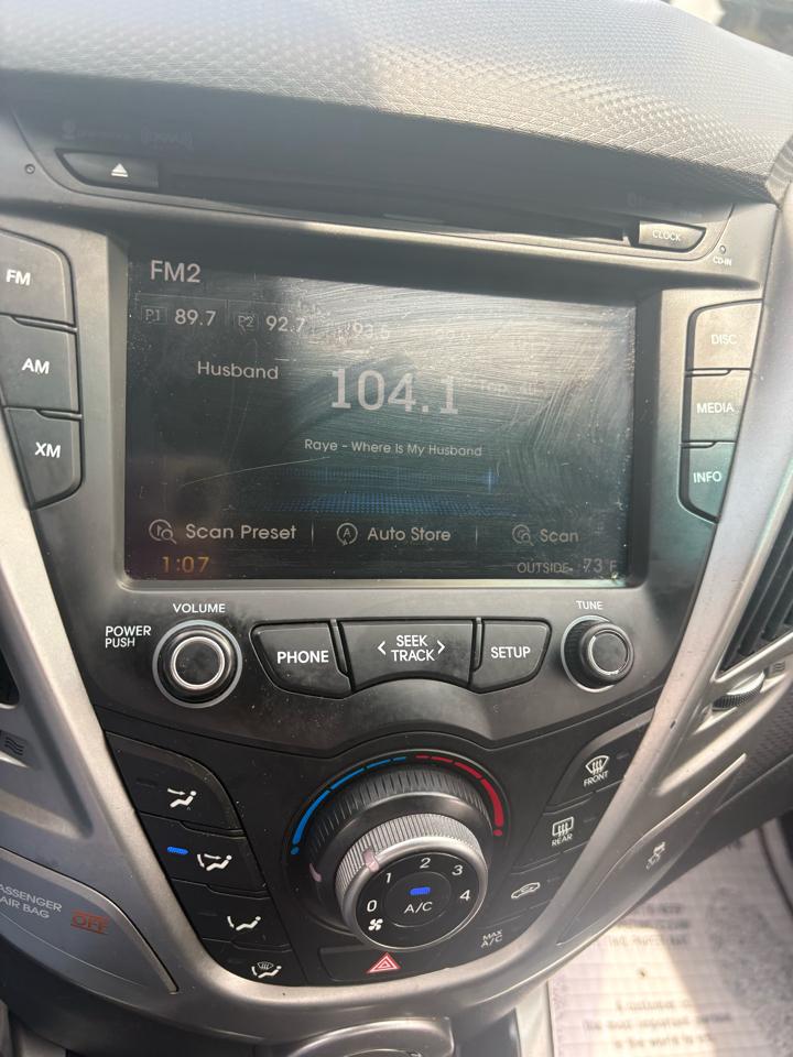 Hyundai Veloster 3dr Cpe Auto 2015