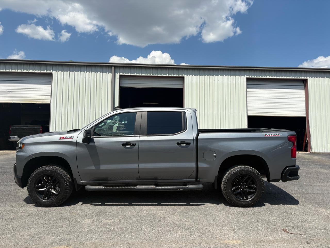 Chevrolet Silverado 1500 4WD Crew Cab 147" LT Trail Boss 2020