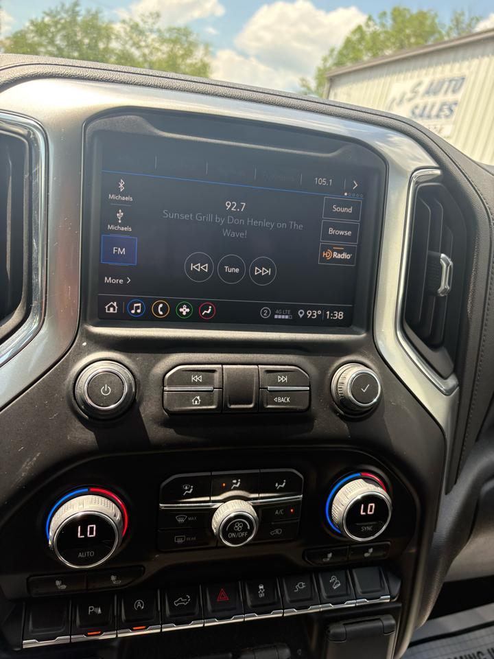 Chevrolet Silverado 1500 4WD Crew Cab 147" LT Trail Boss 2020