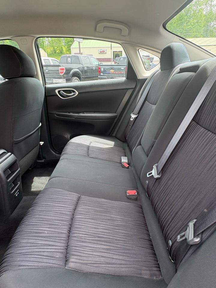 Nissan Sentra SV CVT *Ltd Avail* 2019