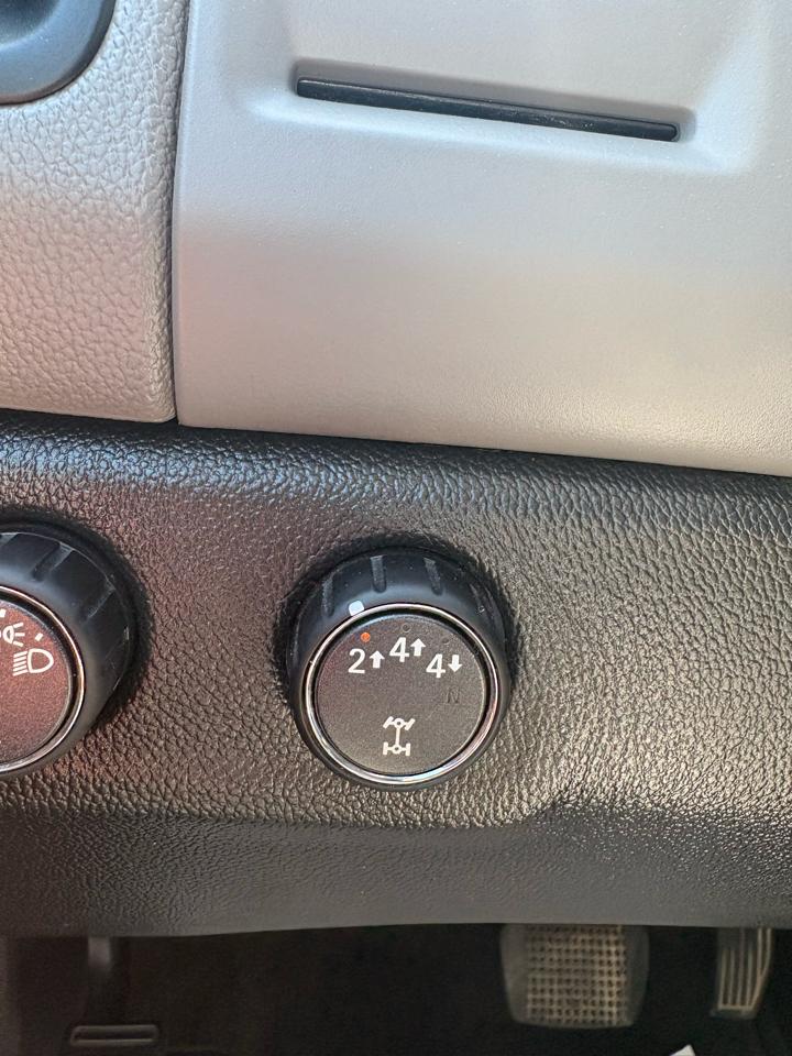 Chevrolet Colorado 4WD Ext Cab 128.3" Work Truck 2018