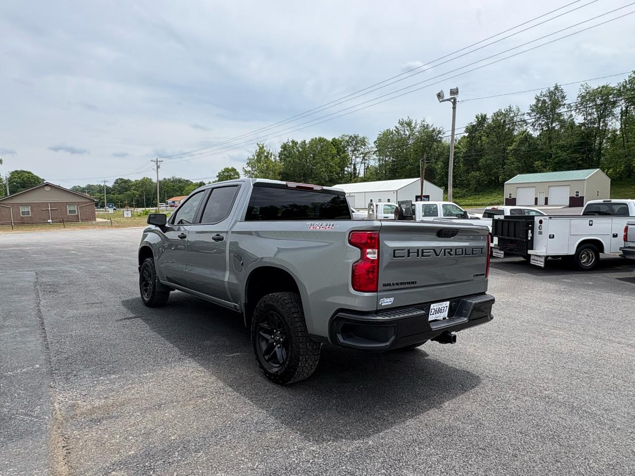Chevrolet Silverado 1500 4WD Crew Cab 147" Custom Trail Boss 2025