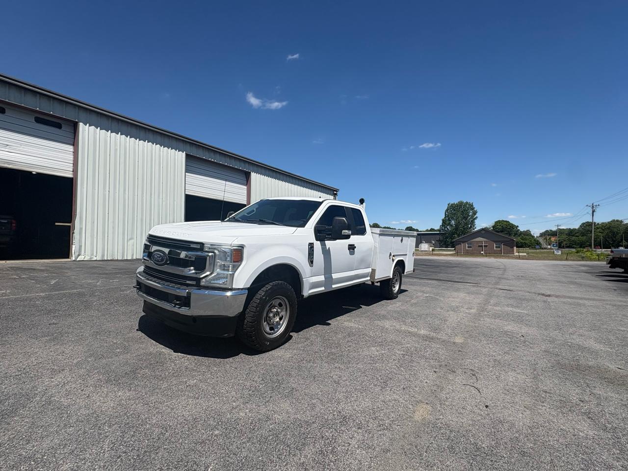 Ford Super Duty F-250 SRW Lariat 4WD SuperCab 8' Box 2022