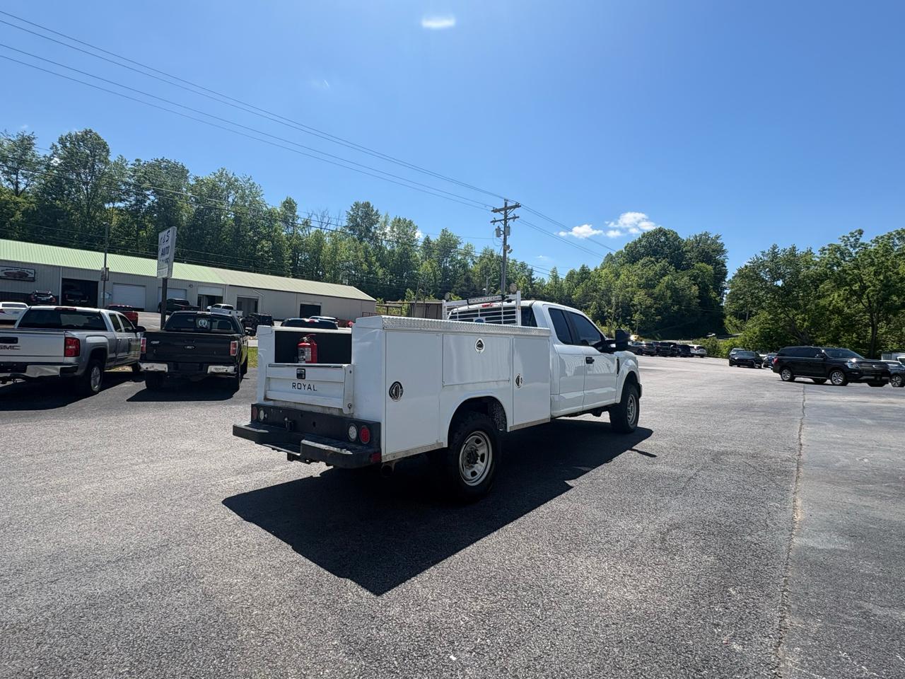 Ford Super Duty F-250 SRW Lariat 4WD SuperCab 8' Box 2022