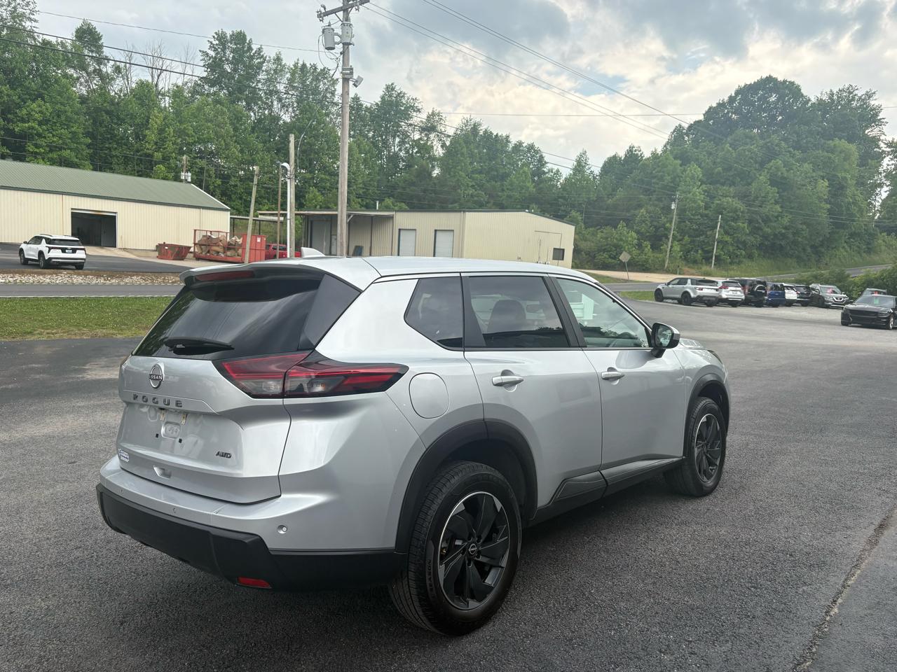 Nissan Rogue S 2025