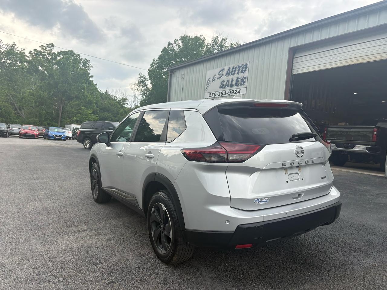 Nissan Rogue S 2025