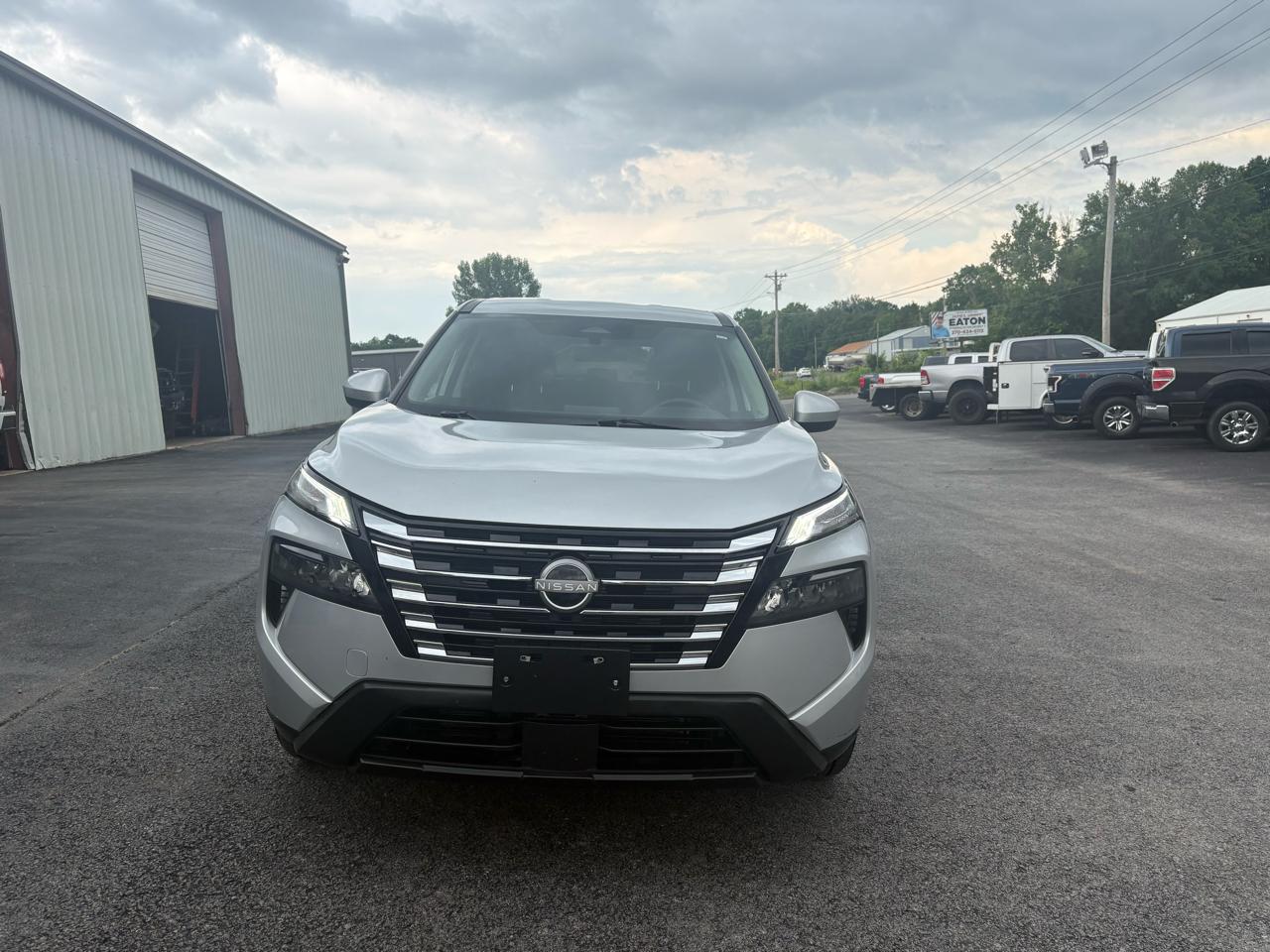 Nissan Rogue S 2025