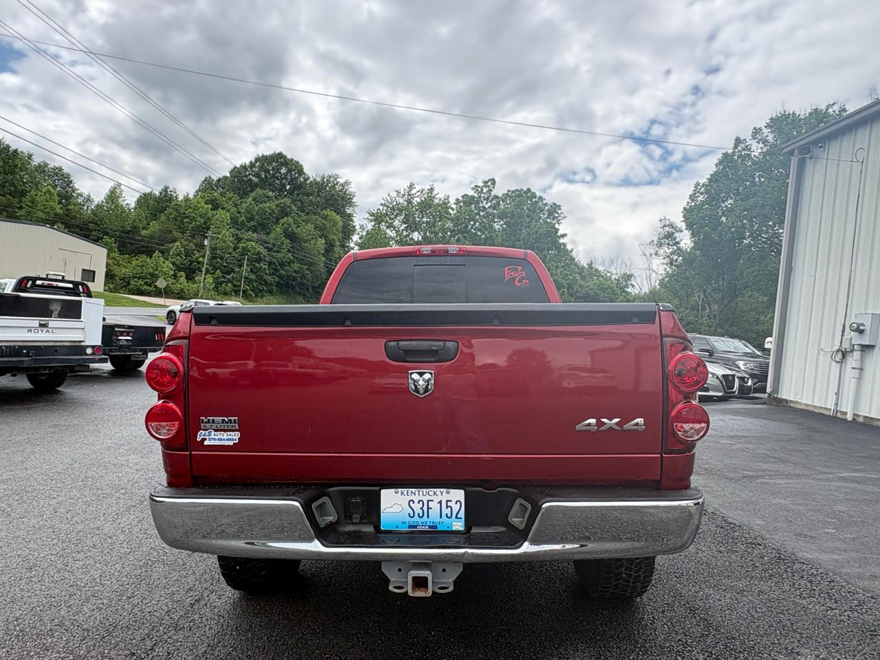 Dodge Ram 2500 4WD Quad Cab 140.5" SLT 2007
