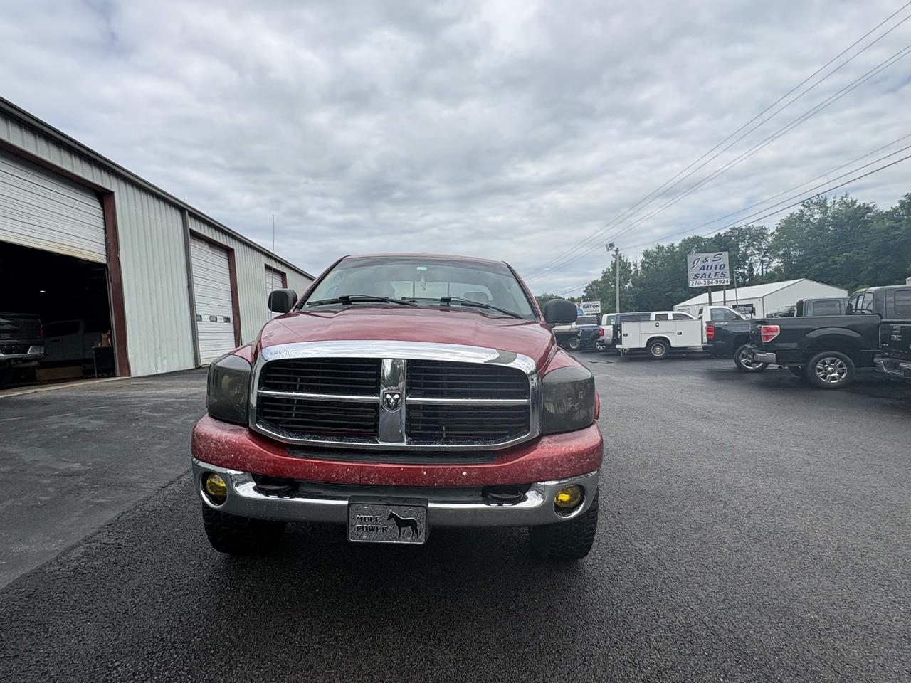 Dodge Ram 2500 4WD Quad Cab 140.5" SLT 2007