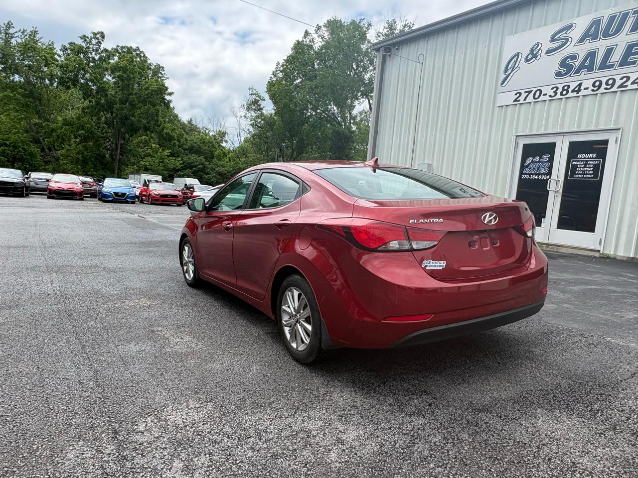 Hyundai Elantra  2015