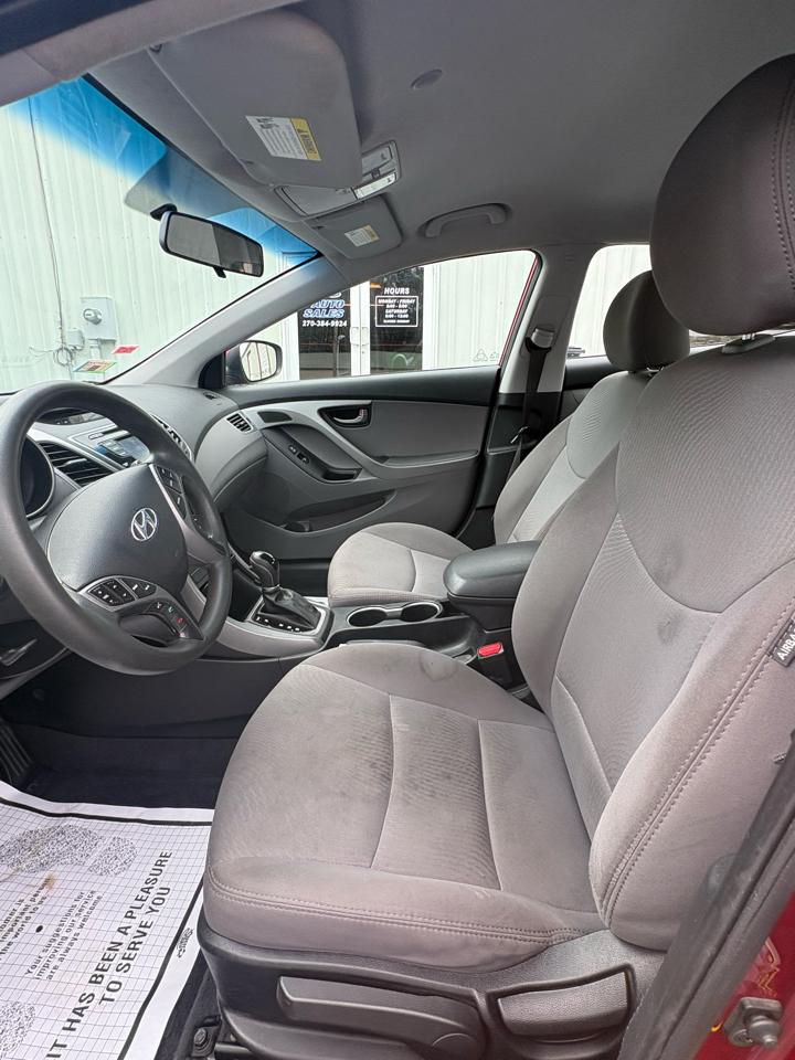 Hyundai Elantra  2015