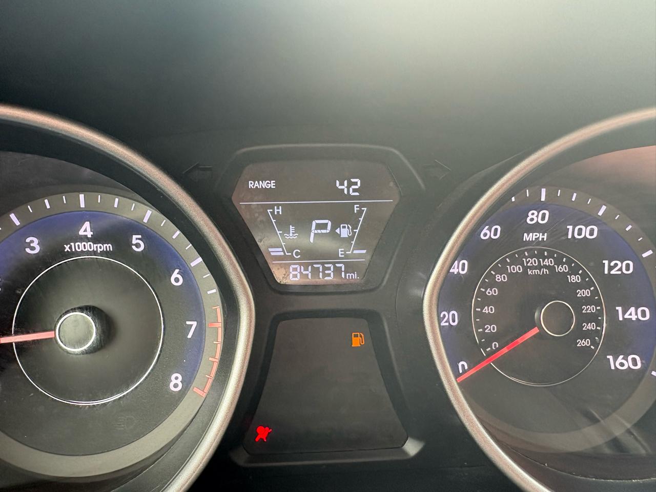 Hyundai Elantra  2015