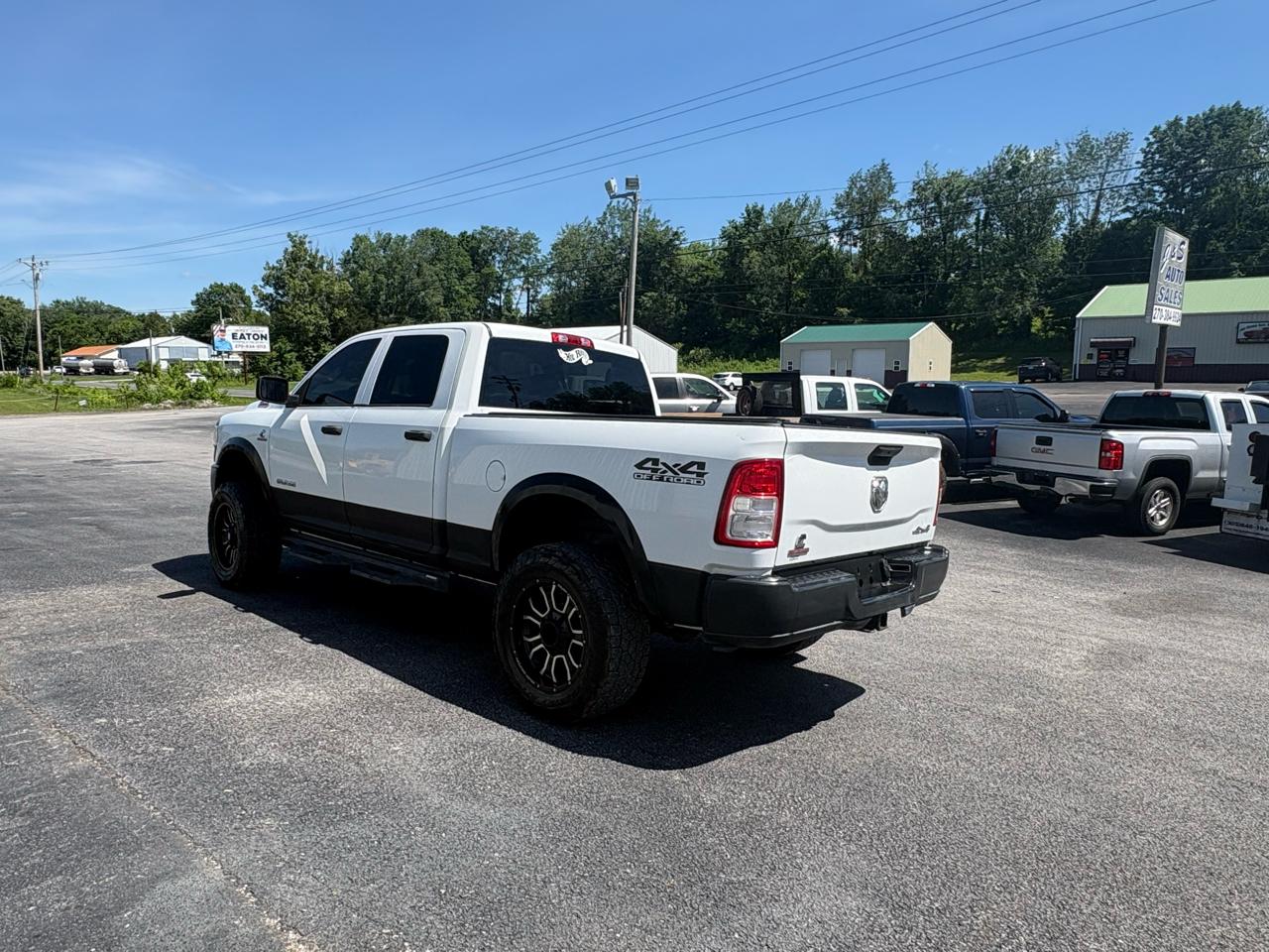 RAM 2500 Tradesman 4x4 Crew Cab 6'4" Box 2019
