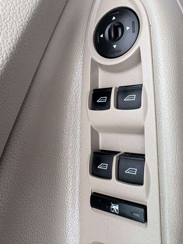Ford Escape 4WD 4dr SE 2014