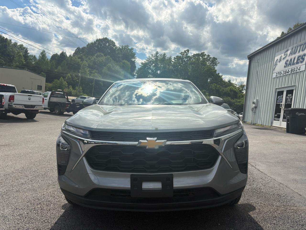 Chevrolet Trax FWD 4dr LS 2025