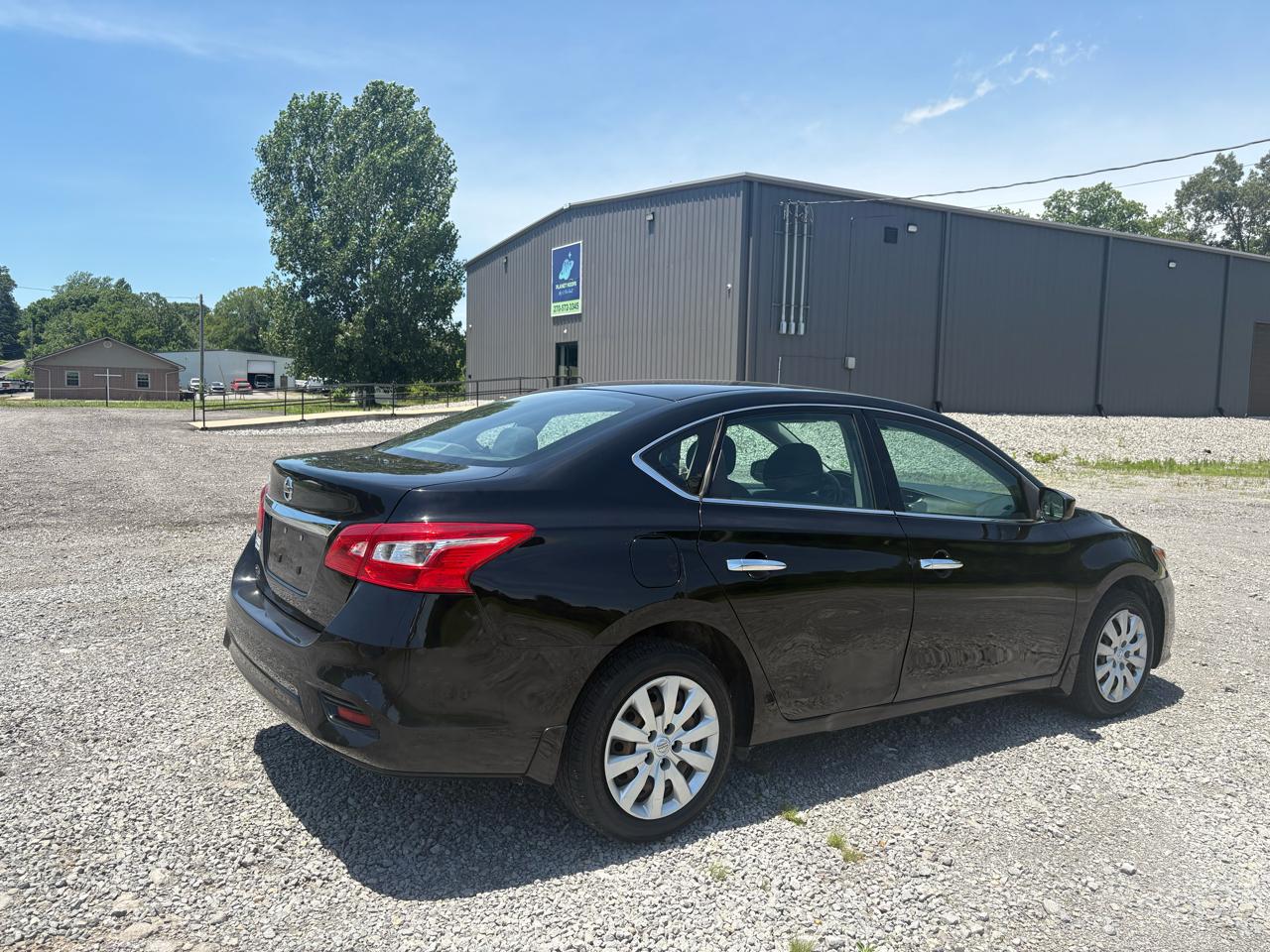 Nissan Sentra S CVT 2019