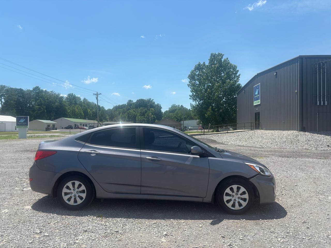 Hyundai Accent 4dr Sdn Auto SE 2016