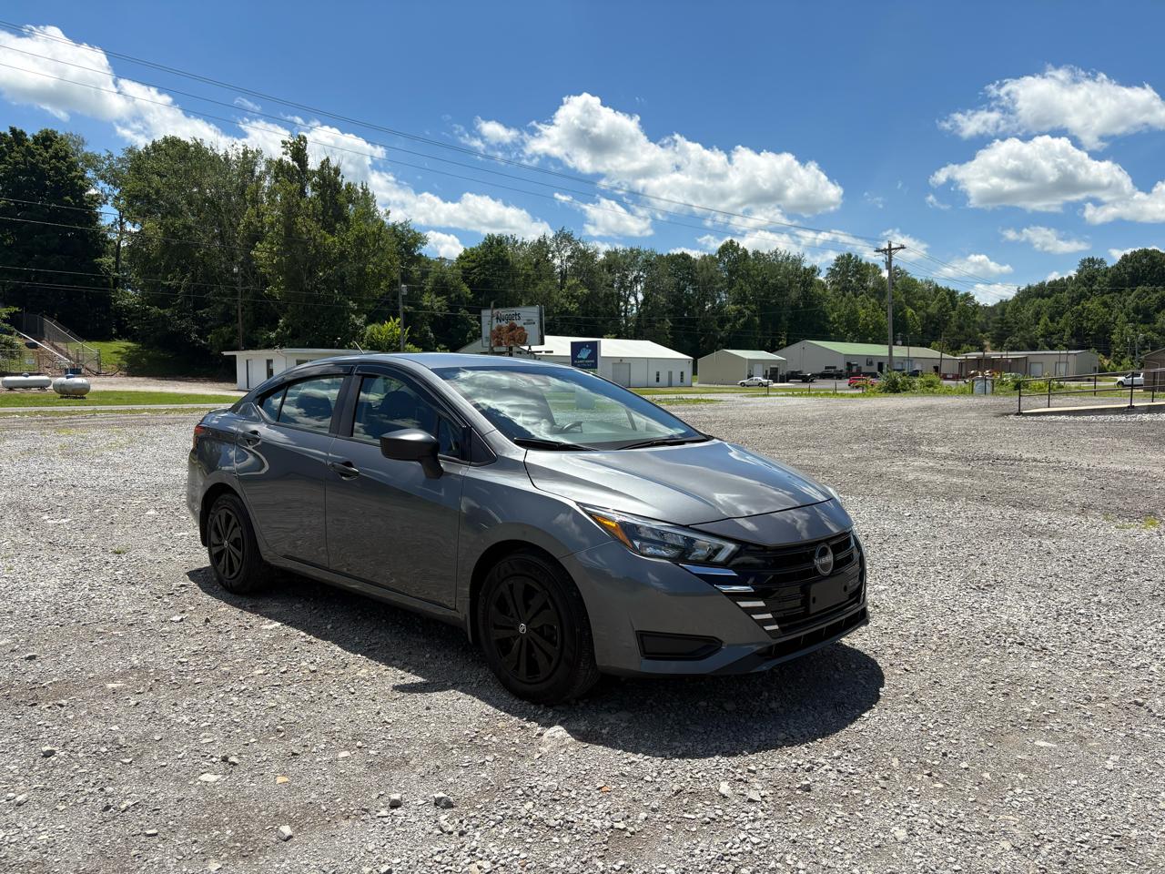 Nissan Versa S CVT 2025