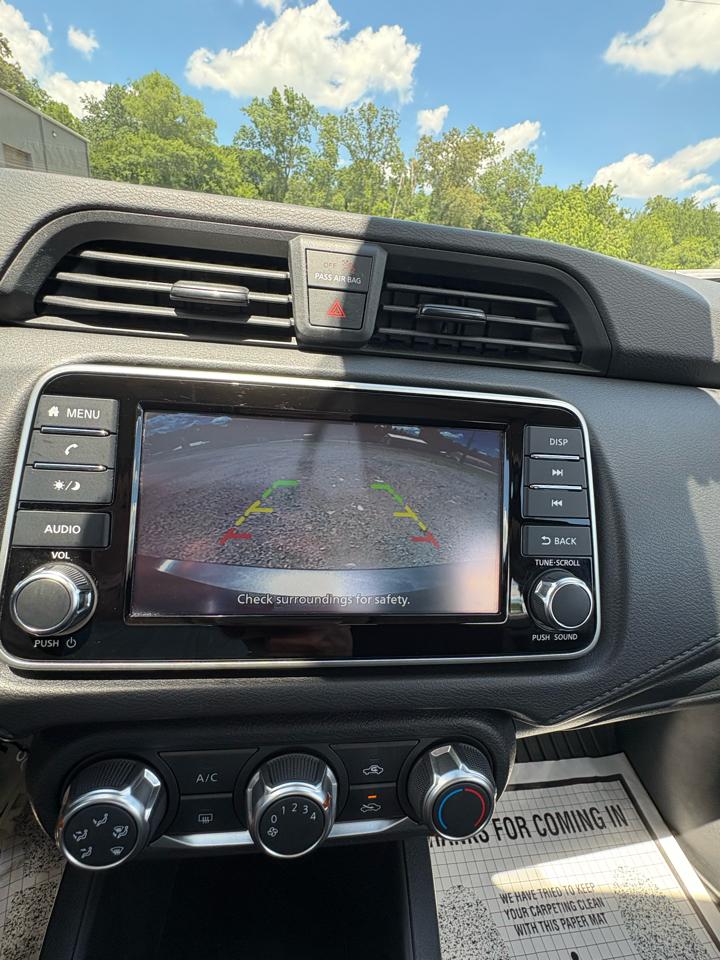 Nissan Versa S CVT 2025