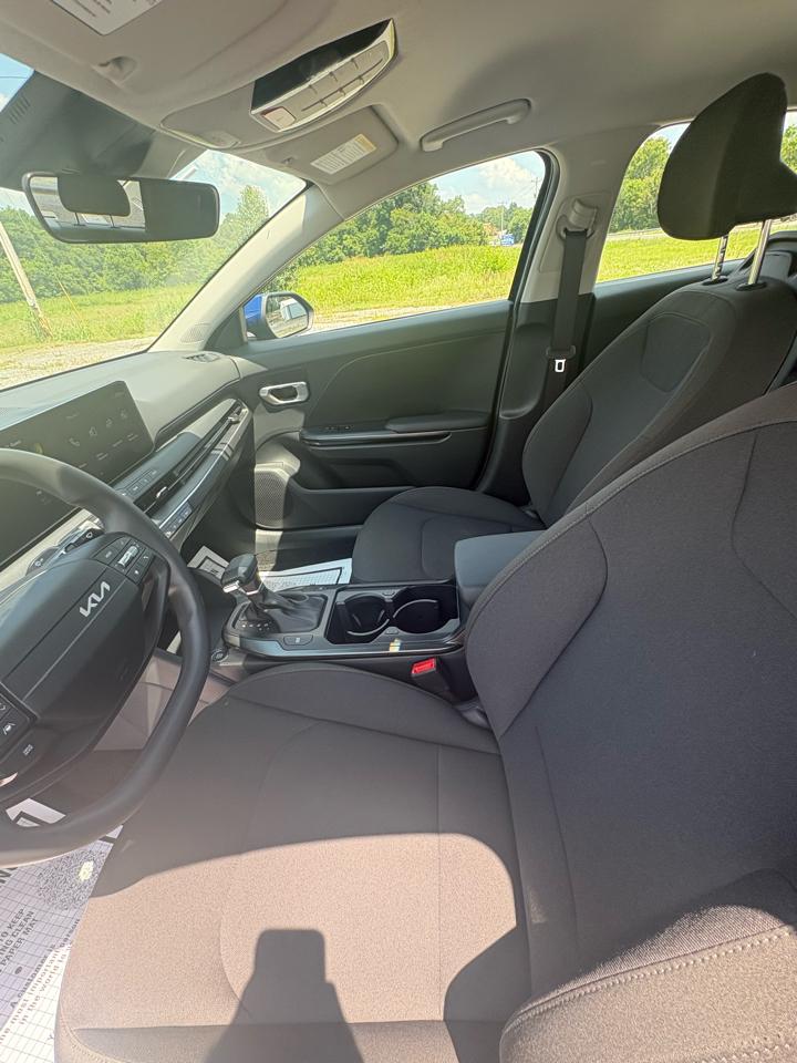Kia K4 LXS Sedan 2026
