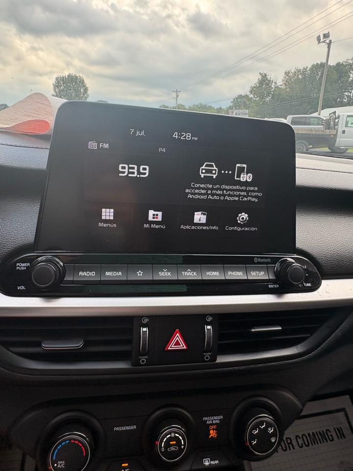 Kia Forte LXS IVT 2021