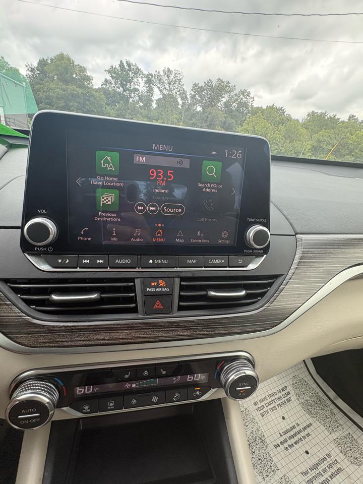 Nissan Altima 2.5 Platinum Sedan 2019