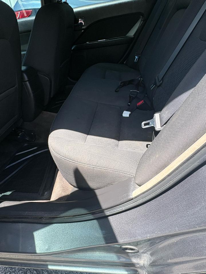 Ford Fusion 4dr Sdn SE FWD 2010