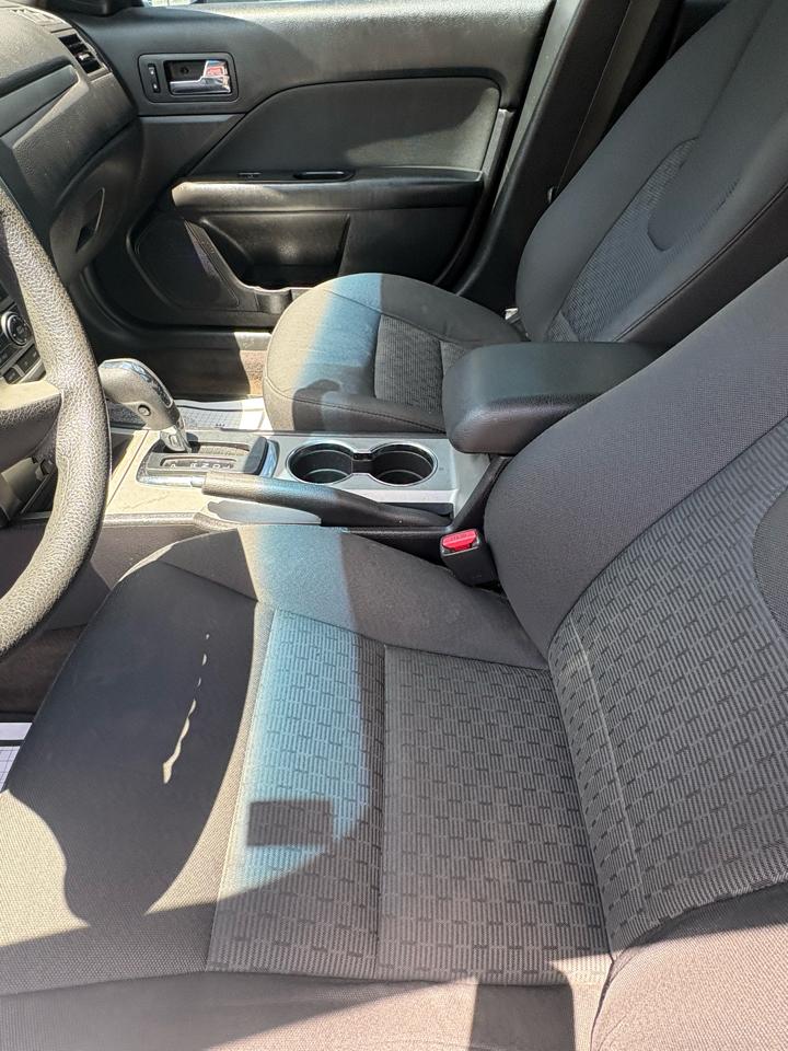 Ford Fusion 4dr Sdn SE FWD 2010