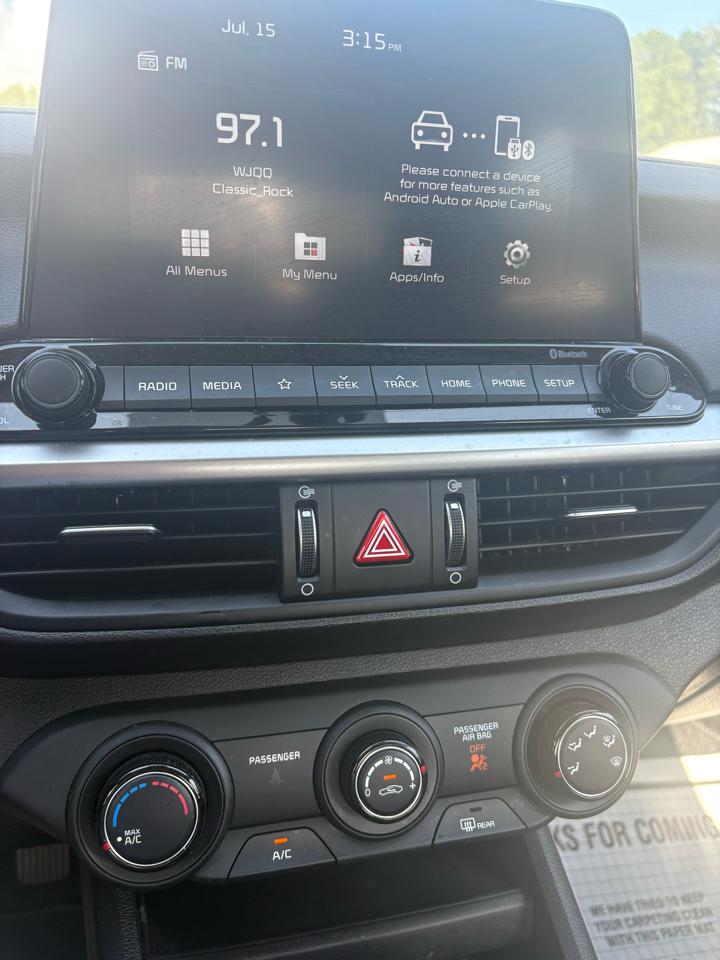 Kia Forte LXS IVT 2021