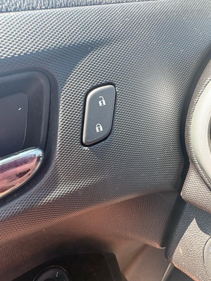 Chevrolet Sonic 4dr Sdn Auto RS 2016