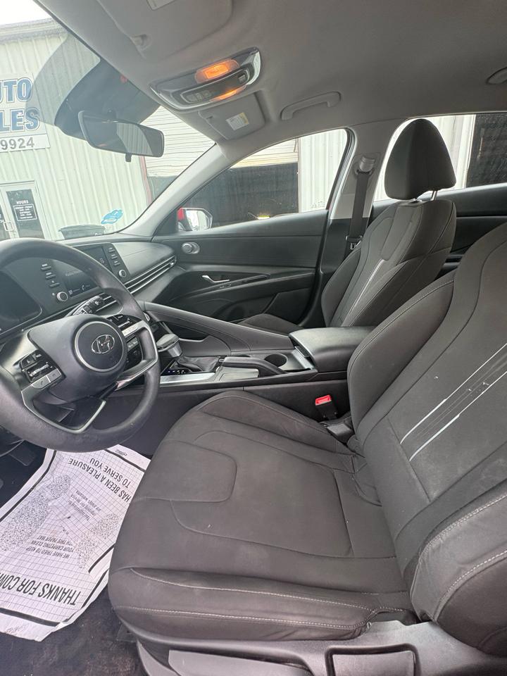 Hyundai Elantra SEL IVT 2022