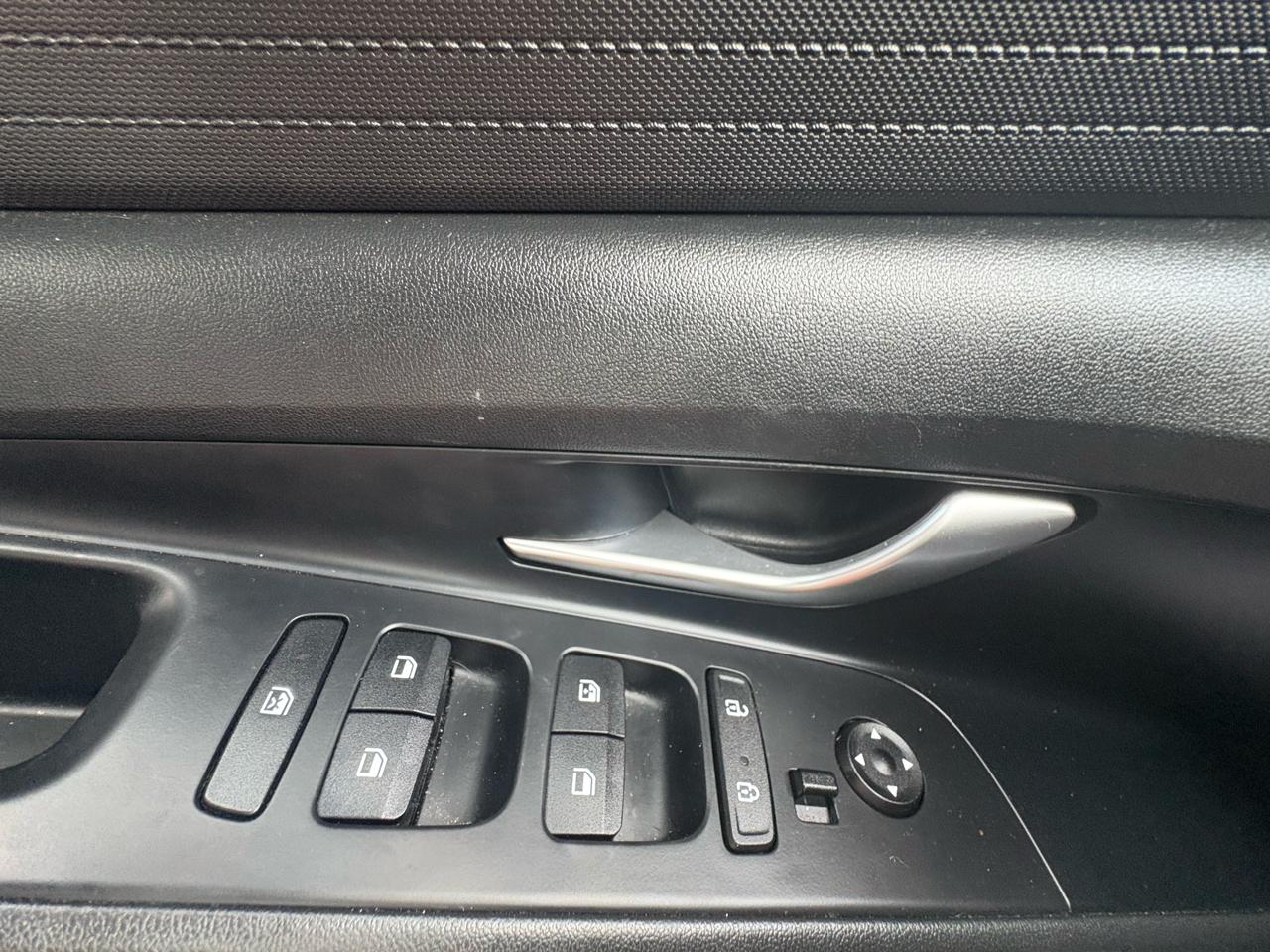 Hyundai Elantra SEL IVT 2022