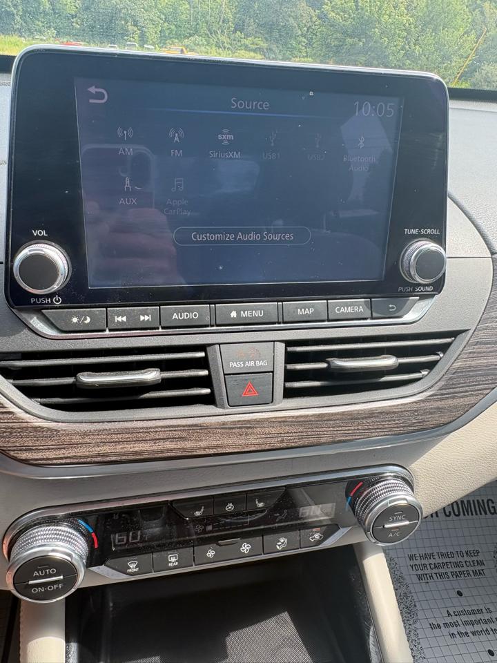 Nissan Altima 2.5 SL Sedan 2021