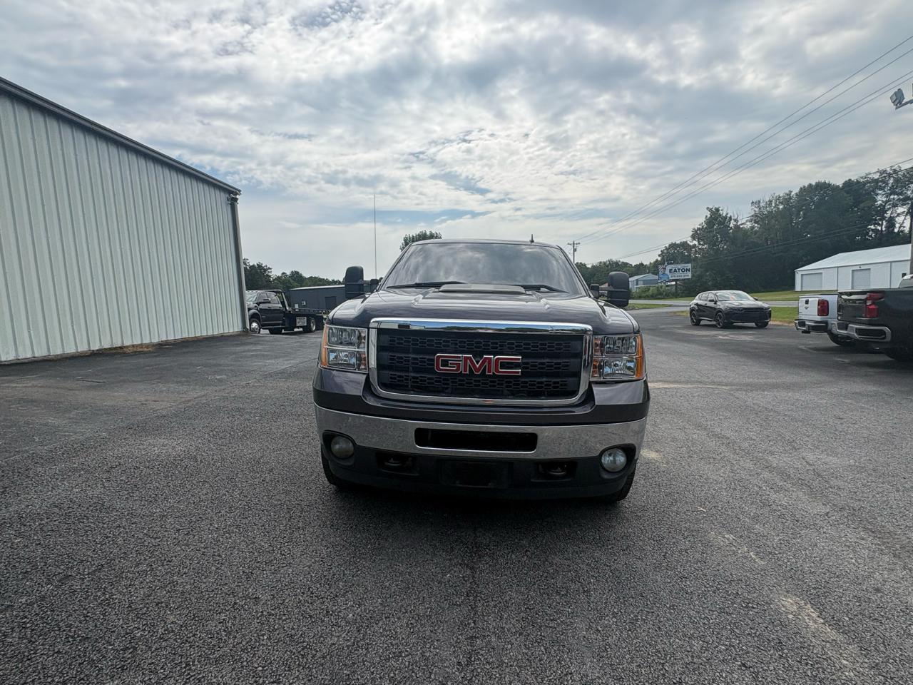 GMC Sierra 2500HD 4WD Crew Cab 153.7" SLT 2011